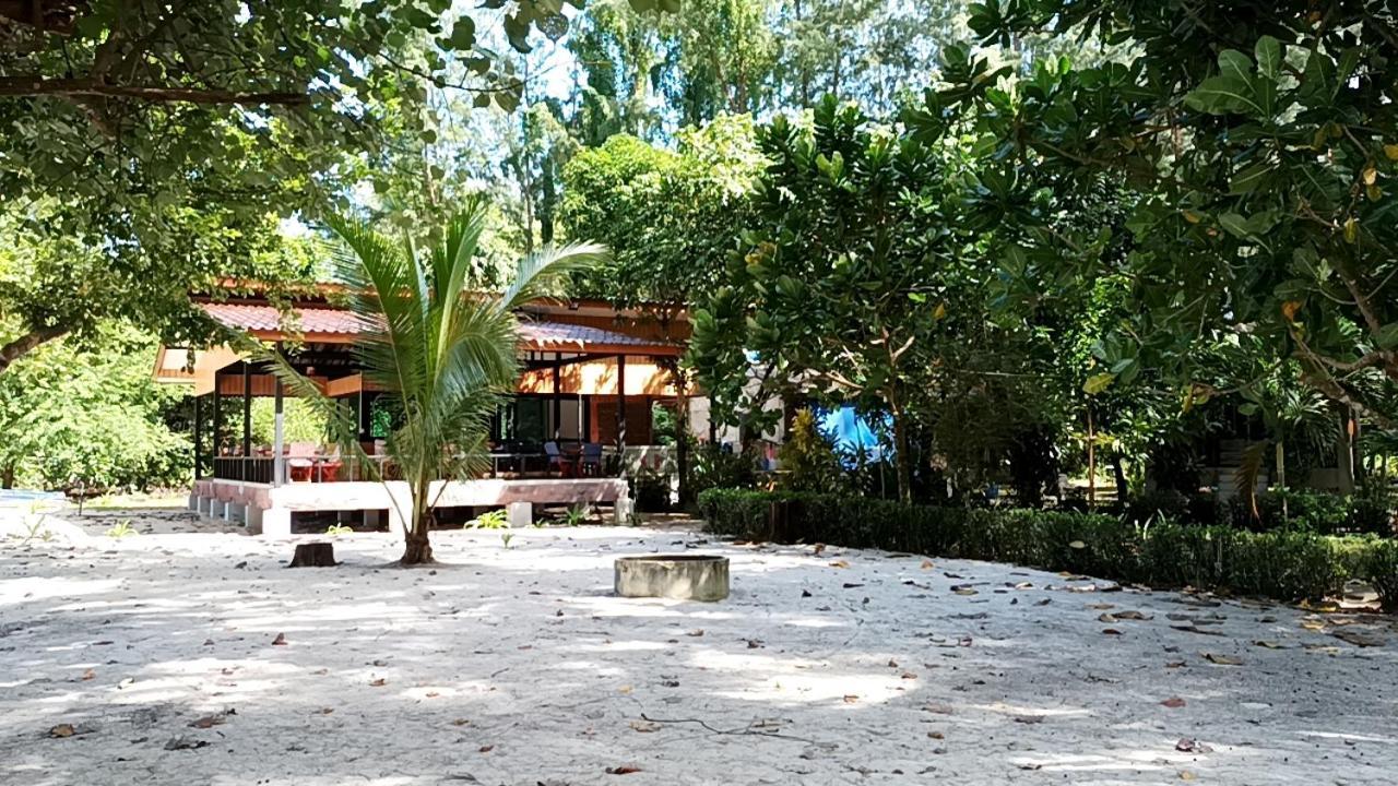 Payam Cabana Koh Phayam Exterior photo